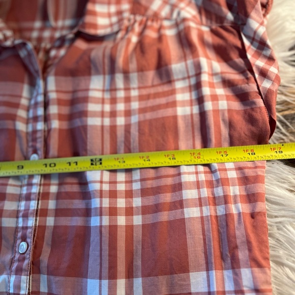 Kuhl short sleeve button up plaid shirt - Picture 13 of 14